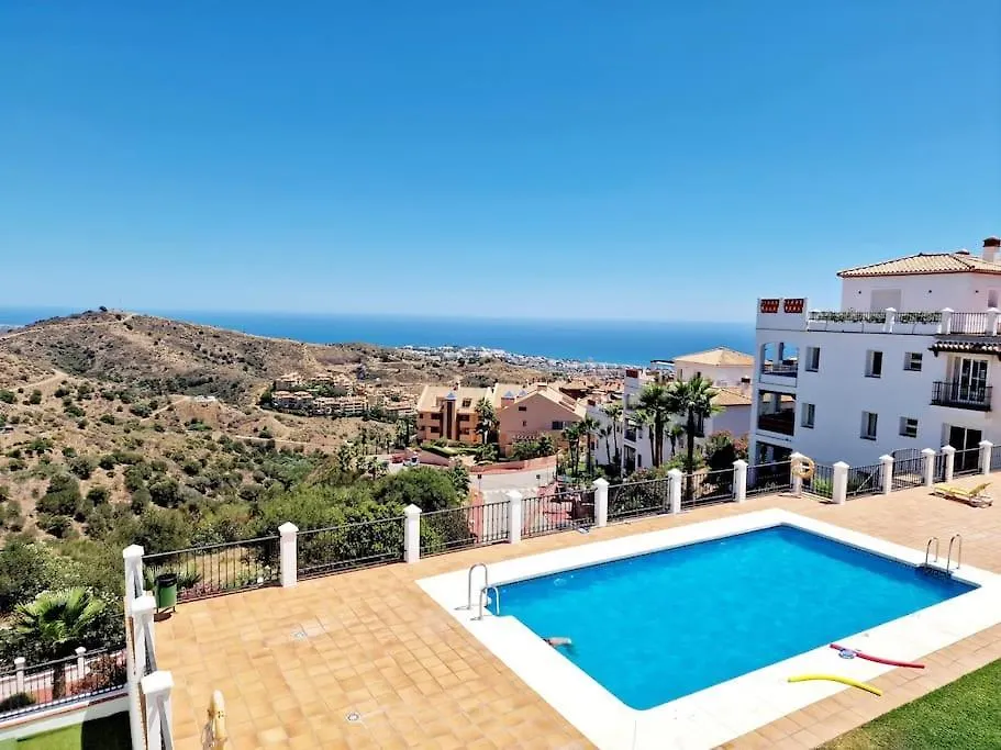 Las Palmeras Seaviews Mijas Appartamento