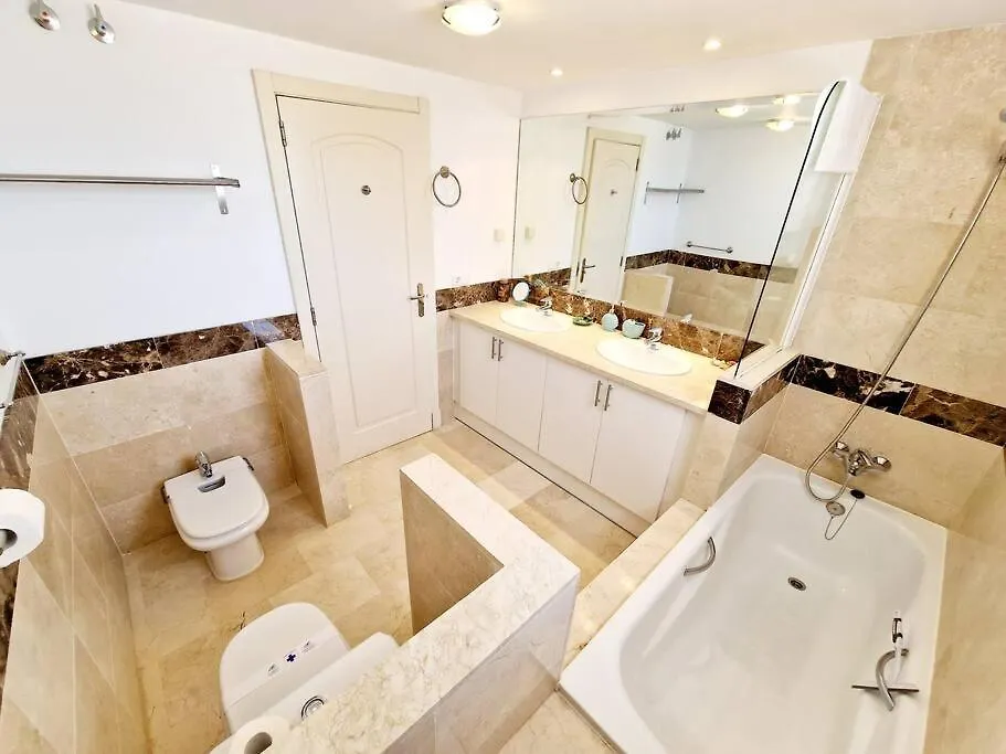 Las Palmeras Seaviews Mijas
